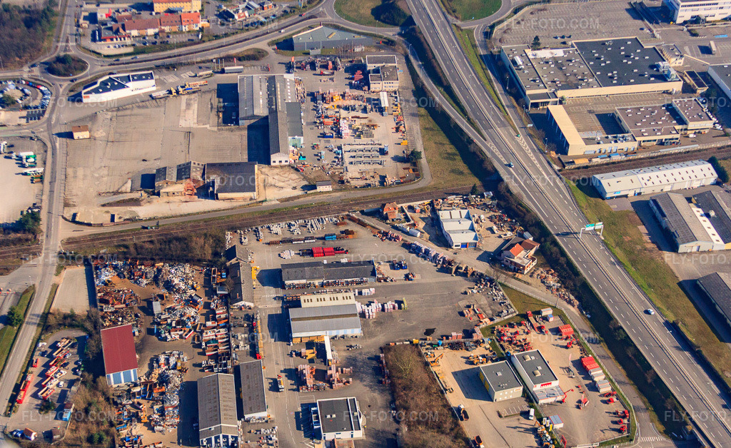 Aerial view: Commercial area Rue de la Frm Claus with Schroll Haguenau, Muller environnement and Déchèterie de SCHWEIGHOUSE-SUR-MODER in the district Metzgerhof Krausenhof in Hagenau in the state Bas-Rhin, France. – Photo: IMG_62826.jpg taken on 03/09/2014 by Werner Riehm/FLY-FOTO.com – Resolution of the original: 4050 x 2484 px – WWW.SCHROLL.FR – Déchets | Communauté d'Agglomération de Haguenau