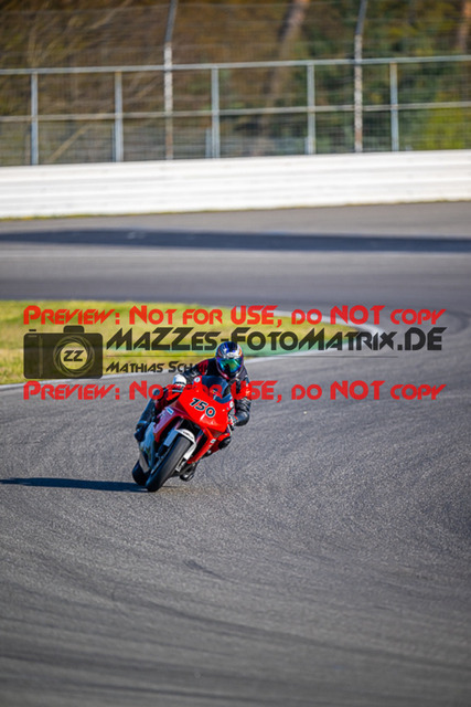 MaZZes_FotoMatrix_230410_0845 | ROT