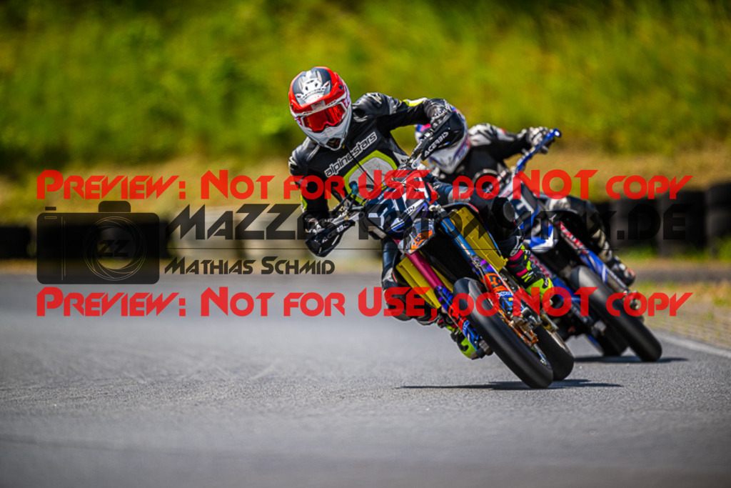 MaZZes_FotoMatrix_220528_9791 | Fotograf Mathias Schmid
Sportfotograf,
Eventfotograf,
Hochzeitsfotograf,
Portraitfotograf