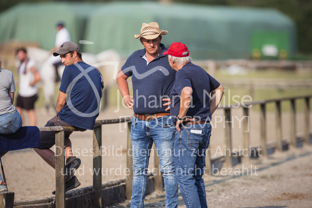 230624_PfSpTa_GroßerPreis-260 | Deine schönsten Turniermomente als professionelle Fotos! Entdecke hochwertige Pferdesport-Fotografie im Online-Shop. Jetzt Fotos finden & bestellen!