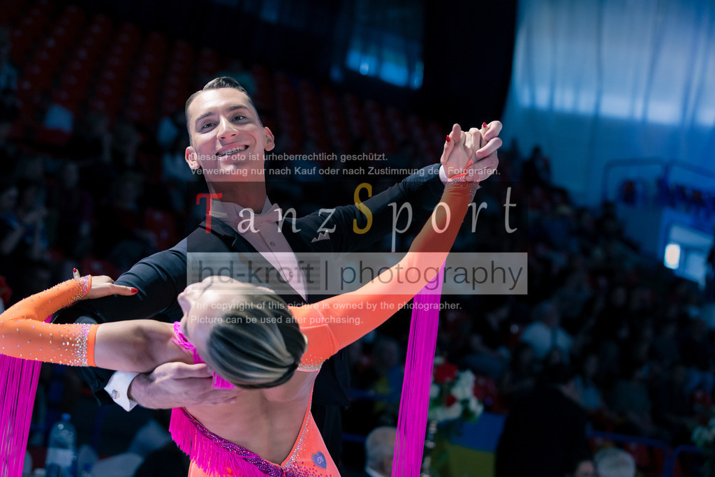 IMG_7207 | Tanzsportbilder, Standardtanz, Lateintanz, WDSF, DTV, LTVB, dancecomp, goc, hessen tanzt, blaues band der spree, walzer, tango, wiener walzer, slowfox, quickstepp, samba, rumba, cha-cha-cha, paso doble. jive, hd-kroft photography, turniertanzsport