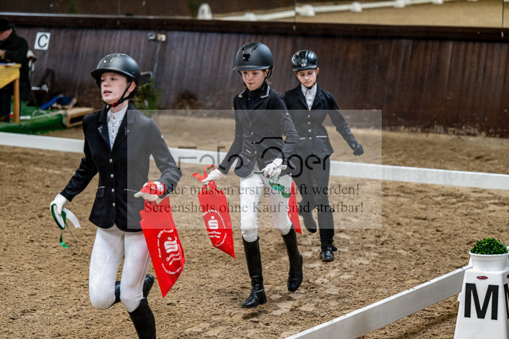20240310-DOS_1228 | Entdecke hochwertige Reitturnierfotos von Foto Oger. Professionell, emotional und authentisch – jetzt Lieblingsmomente im Shop bestellen.Deutschlandweite Turnierfotografie. - Realisiert mit Pictrs.com