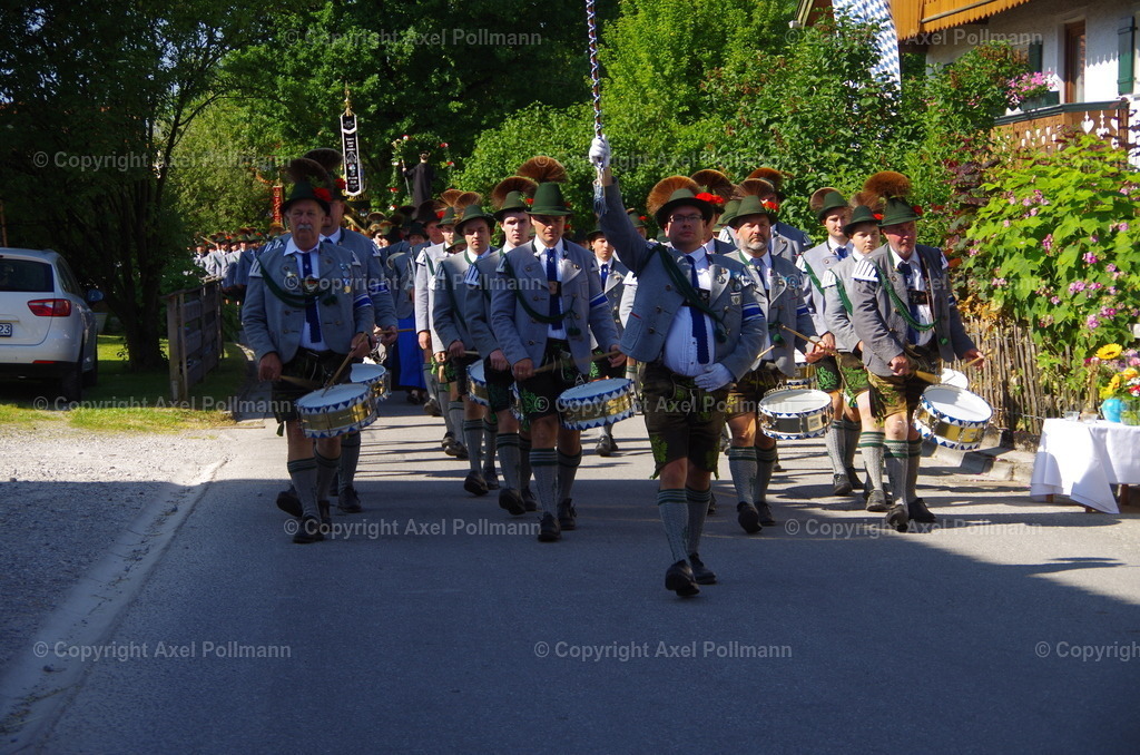 IMGP5098 | fotografiert von Axel PollmannLeonhardi Wallfahrt Benediktbeuern und Murnau, Fronleichnam, Fasching, Landschaft im Loisachtal und Benediktbeuern  - Realisiert mit Pictrs.com