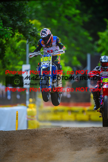 MaZZes_FotoMatrix_240817_6007705_8784 | S2