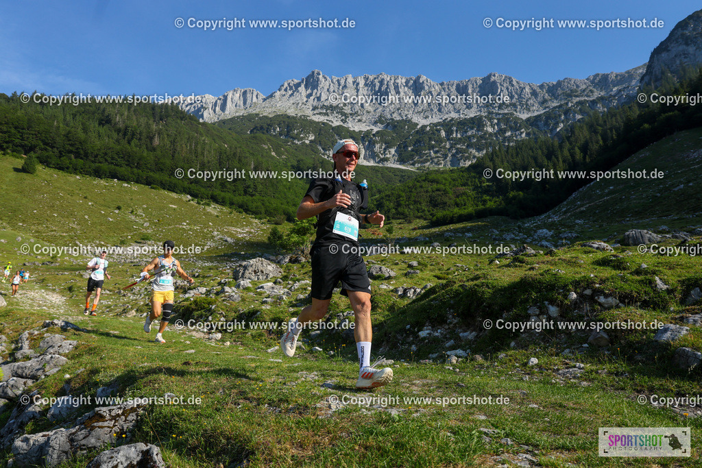 TRAA6179 | #kaiserkronetrail2026 #wilderkaiser #risewiththemountain@wilder.kaiser @scheffau.belebt @mammut #kaiserkronetrail #wilderkaiser #trailrunning #visittirol #inechtnochschöner #RisewiththeMountain #sportshot_your_pictrs #yourpictrs #trailrunningmoments #racephotos #kaiserkronetrail_official