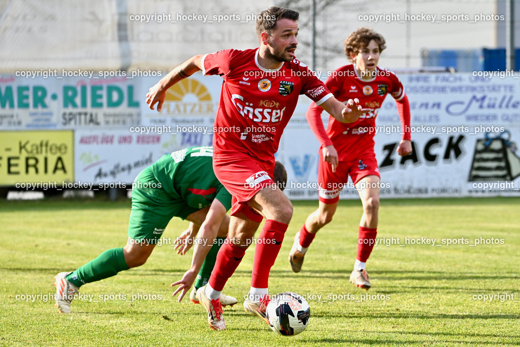 FC ASKÖ Gmünd vs. SV Rapid Lienz | #15 Martin Neunhäuserer Rapid Lienz, FC ASKÖ Gmünd vs. SV Rapid Lienz, FC ASKÖ Gmünd vs. SV Rapid Lienz am 09.11.2025 in Ferlach (Ballspielhalle Ferlach), Austria, (Photo by Bernd Stefan)