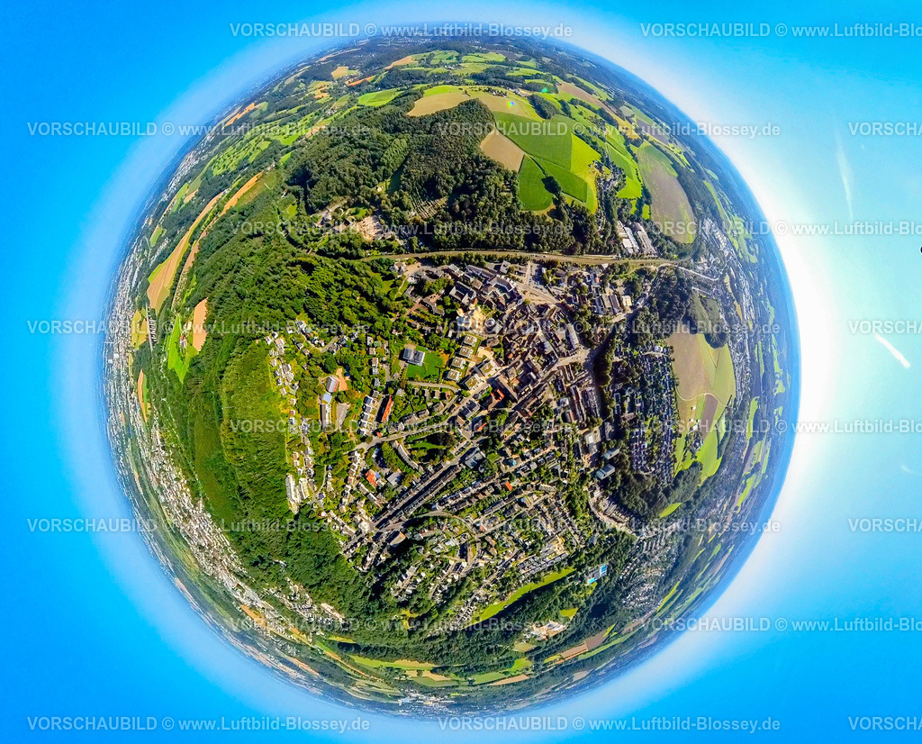 Velbert240890719Neviges | Luftbild, Wohngebiet und Ortsansicht mit Mariendom und Neubau Wohngebiet Tönisheider Straße, Bahngleise am Wald, Erdkugel, Fisheye Aufnahme, Fischaugen Aufnahme, 360 Grad Aufnahme, tiny world, little planet, fisheye Bild, Neviges, Velbert, Ruhrgebiet, Nordrhein-Westfalen, Deutschland