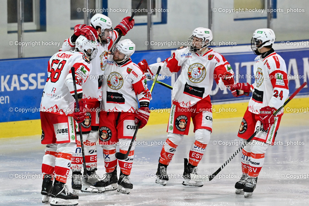 ESC Steindorf vs. ESV Ferlach  | #24 Hiller Egon ESV Ferlach, #38 Künstl Kevin ESV Ferlach, Jubel ESV Ferlach, #91 Alagic Adis ESV Ferlach, #58 Florian Matthias ESV Ferlach, ESC Steindorf vs. ESV Ferlach , ESC Steindorf vs. ESV Ferlach  am 15.02.2026 in Steindorf (Ossiachersee Halle), Austria, (Photo by Bernd Stefan)