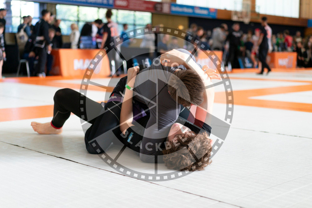20240915PBB0193 | Athletes compete during the Grappling Industries’ grappling and Brazilian jiu-jitsu competition in Berlin, on September 15, 2024.