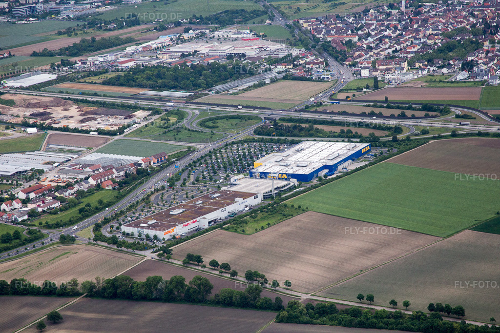 Luftbild: Scharhof, IKEA im Ortsteil Sandhofen in Mannheim im Bundesland Baden-Württemberg in Deutschland. Foto: IMG_089020.jpg vom 20.05.2016 durch Werner Riehm/FLY-FOTO.de