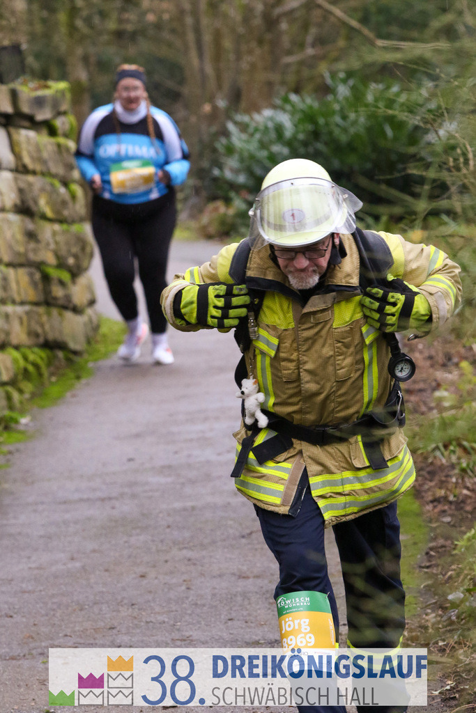 5km Roewisch Wohnbau Cup | 3 Koenigslauf 2024 5km Roewisch Wohnbau Cup - Realisiert mit Pictrs.com