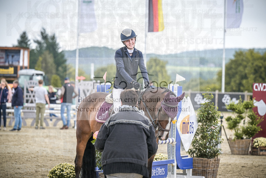 DOS_0141 | Entdecke hochwertige Reitturnierfotos von Foto Oger. Professionell, emotional und authentisch – jetzt Lieblingsmomente im Shop bestellen.Deutschlandweite Turnierfotografie. - Realisiert mit Pictrs.com
