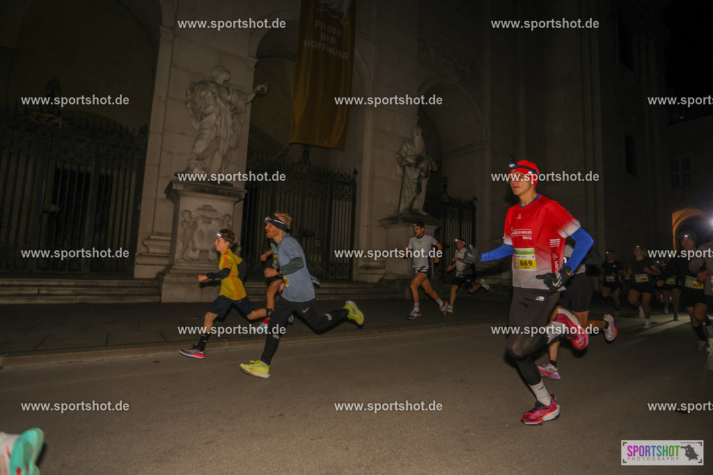 IMG_7810 | Salzburg Trailruning Festival 2025 #trailruningfestival #trailruningfestivalsalzburg #yourpictrs #sportshot_your_pictrs www.sportshot.de