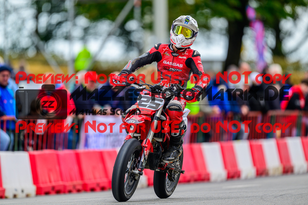 MaZZes_Fotomatrix_20241006_6007705_0783 | JUNIOR