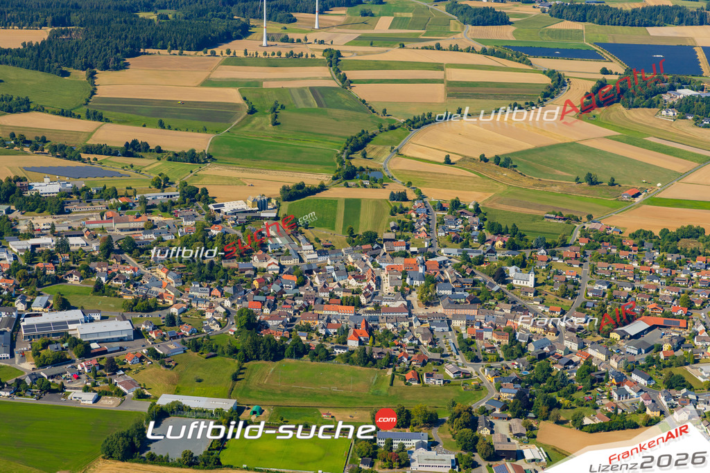 Luftaufnahme von Thiersheim - Die Luftaufnahme wurde 2025 vom UL-Flugzeug heraus erstellt ( keine Drohne ) - Hochauflösende Luftaufnahme - für professionelle Ausdrucke geeignet. Die Geschenkidee !Mit Lizenz und Bildrechte bestellbar