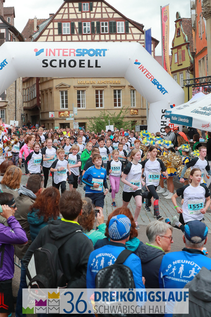 Stadtwerke Schüler und Jugendlauf 1,7km | 3koenigslauf 2022 Stadtwerke Schüler und Jugenlauf 1,7km - Realisiert mit Pictrs.com