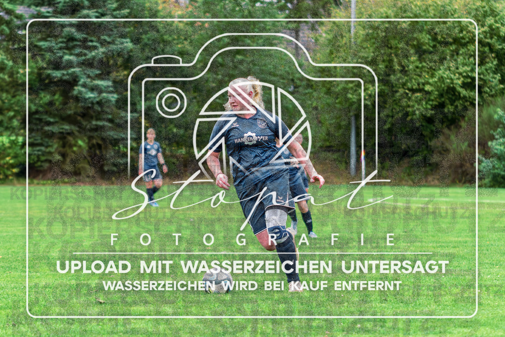 SFBSGF-1045 | Ariane Hohls (SF Bispingen #08) beim Damen Kreisliga HK/CE Spiel zwischen Sportfreunde Bispingen und SG Fulde im Sportplatz Steinbeck/Luhe, Bispingen (Simon Paul Stopat) - Realisiert mit Pictrs.com