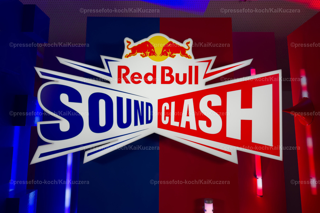 KKU13122401001 | 13.12.2024, xkkux, Düsseldorf, Red Bull Soundclash, PSD Bank Dome, Konzert von Ski Aggu und 01099 gegen Summer Cem und KC Rebell, Feature Branding Logo symbolbild Symbol Symbolfoto