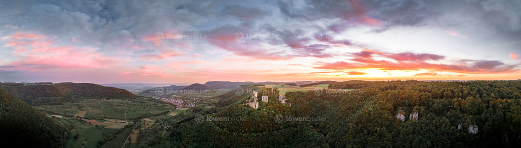 Ruine Reußenstein bei brennendem Himmel | löwenblicke | shop