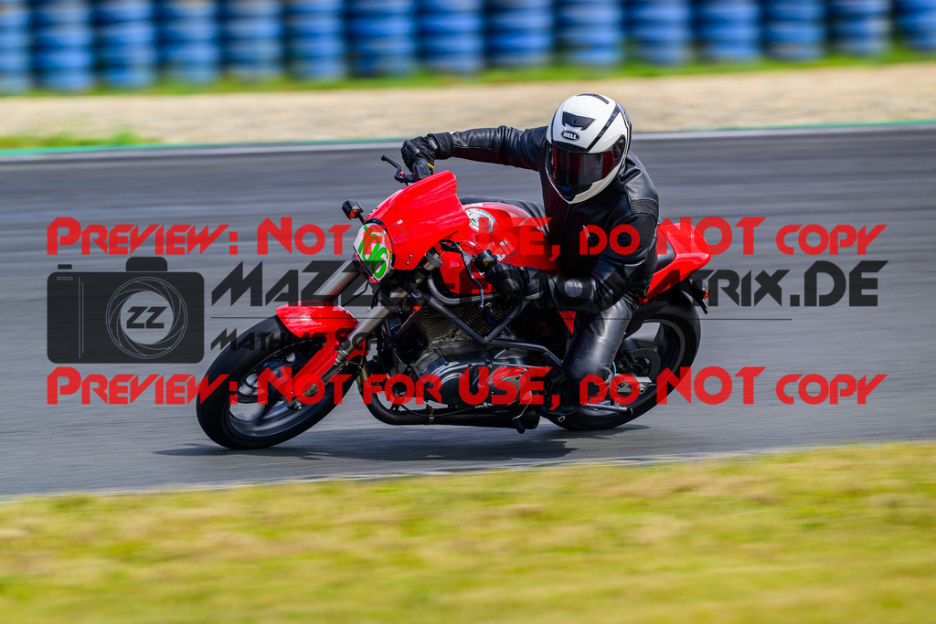 MaZZes_FotoMatrix_240724_6007705_0807 | GRUEN