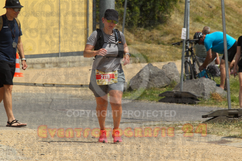 250614_1353_EV4_1384 | Sportfotografie im Rhein-Sieg Kreis, Köln, Bonn, NRW, Rheinland Pfalz, Hessen, etc. Unser Tätigkeitsfeld umfasst den Laufsport vom Volkslauf über den Marathon, Duathlon, Triathon bis zum Ultralauf wie Kölnpfad Ultra oder Schindertrail.