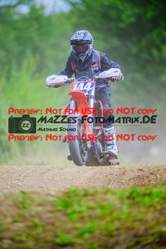 MaZZes_FotoMatrix_240713_6007705_0229 | S3