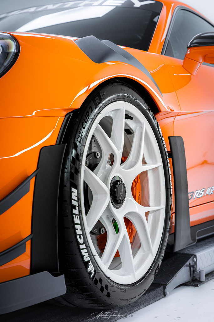 911 GT3 RS Manthey | Entdecken Sie die faszinierende Welt von Alexander Tschuncky Arts: Kreative Fotografie, atemberaubende Automobilkunst und hochwertiger Bilderdruck. Lassen Sie sich inspirieren! - Realisiert mit Pictrs.com