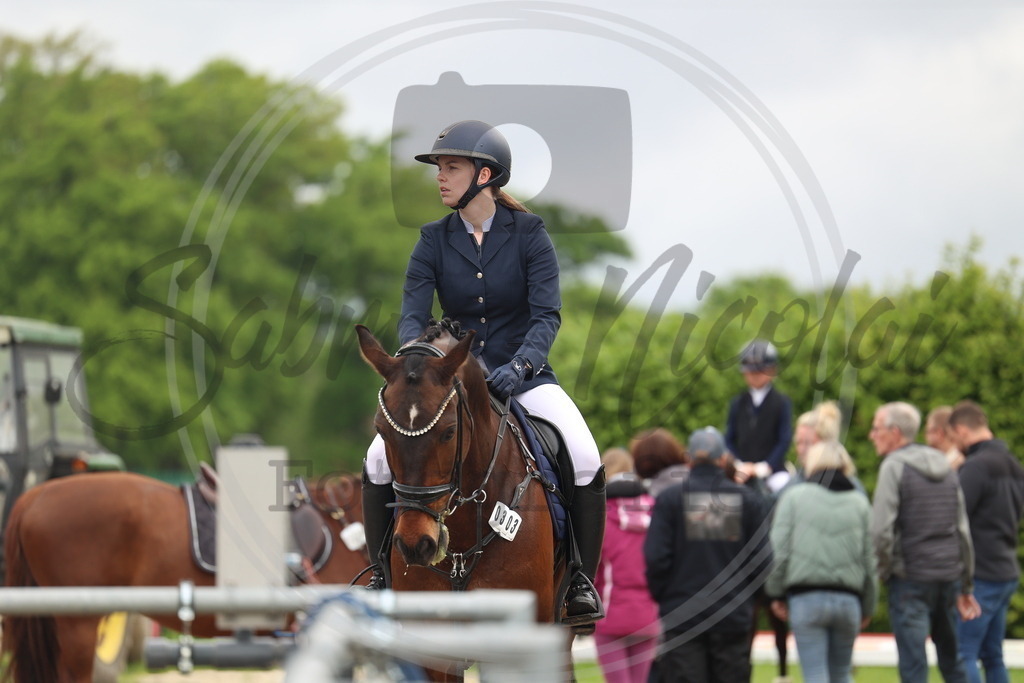 994A8314 | sabrinanicolaifotografie - Realisiert mit Pictrs.com