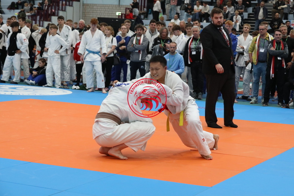 1J7A3133 | Fotos vom Adler Cup - Pictures from Adler Cup

Hier findet Ihr alle Eindrücke und großen Momente der Adler Cup Wochenenden. Here you will find all impressions and great moments of the Adler Cup weekends. - Realisiert mit Pictrs.com