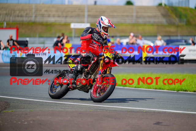 MaZZes_FotoMatrix_240623_6021986_7468 | S1