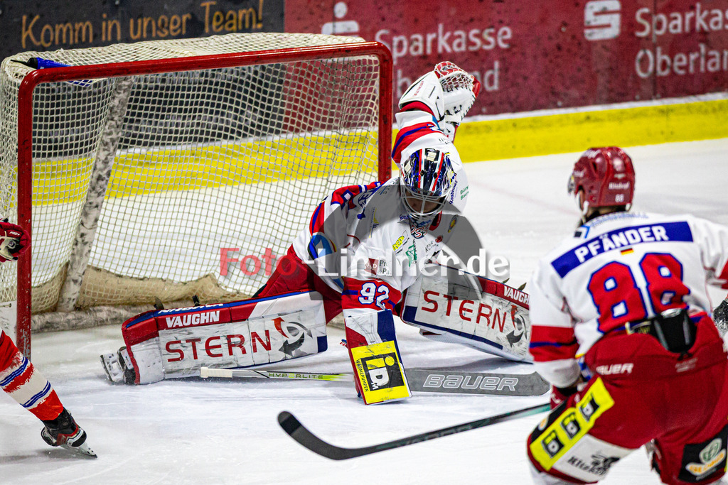 EC Peiting vs Deggendorfer SC | Eishockey Oberliga Süd Vorrunde 2024/2025, EC Peiting vs Deggendorfer SC, 20241228,Raphael FÖSSINGER (DSC 92) in Aktion,2024-12-28 in Peiting (Eisstadion)Raphael FÖSSINGER (DSC 92)Copyright: WolfgangxLindner foto-lindner.de