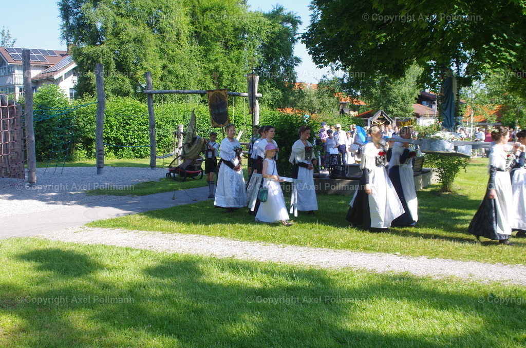 IMGP3079 | fotografiert von Axel PollmannLeonhardi Wallfahrt Benediktbeuern und Murnau, Fronleichnam, Fasching, Landschaft im Loisachtal und Benediktbeuern  - Realisiert mit Pictrs.com