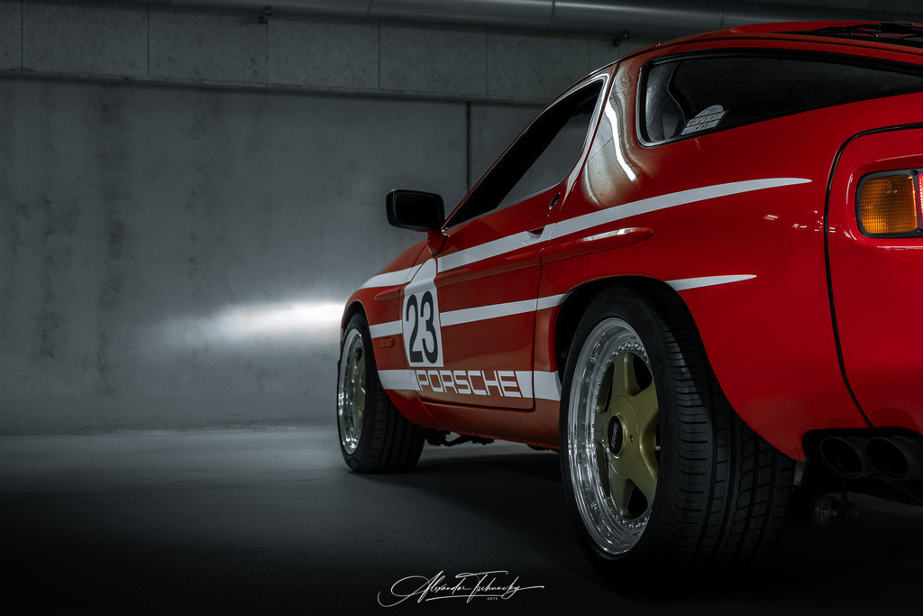R6AT0616 _Alexander Tschuncky | Entdecken Sie die faszinierende Welt von Alexander Tschuncky Arts: Kreative Fotografie, atemberaubende Automobilkunst und hochwertiger Bilderdruck. Lassen Sie sich inspirieren! - Realisiert mit Pictrs.com
