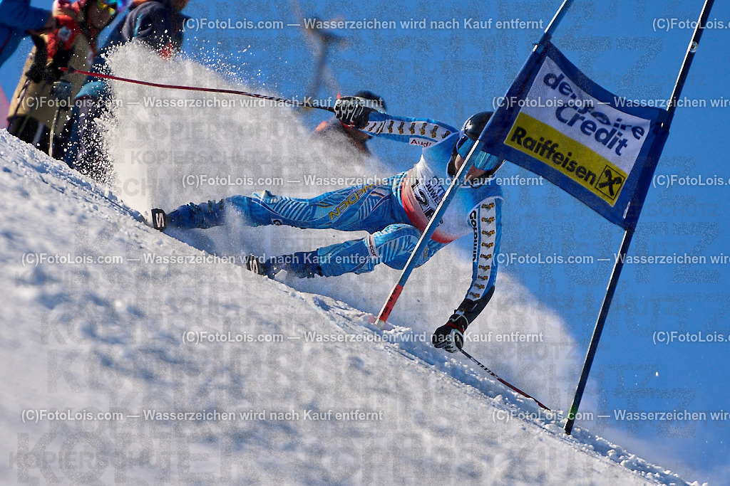 ALP4937_MASTERS-Cup_GS-A Herrn_Hauser Leonhard | (C)FotoLois.com, Alois Spandl. FIS Masters-Cup Wildschönau, Giant Slalom auf der Piste Schatzberg GS, Siegerehrung auf dem Dorfplatz Niederau, Sa 13. Januar 2024.
