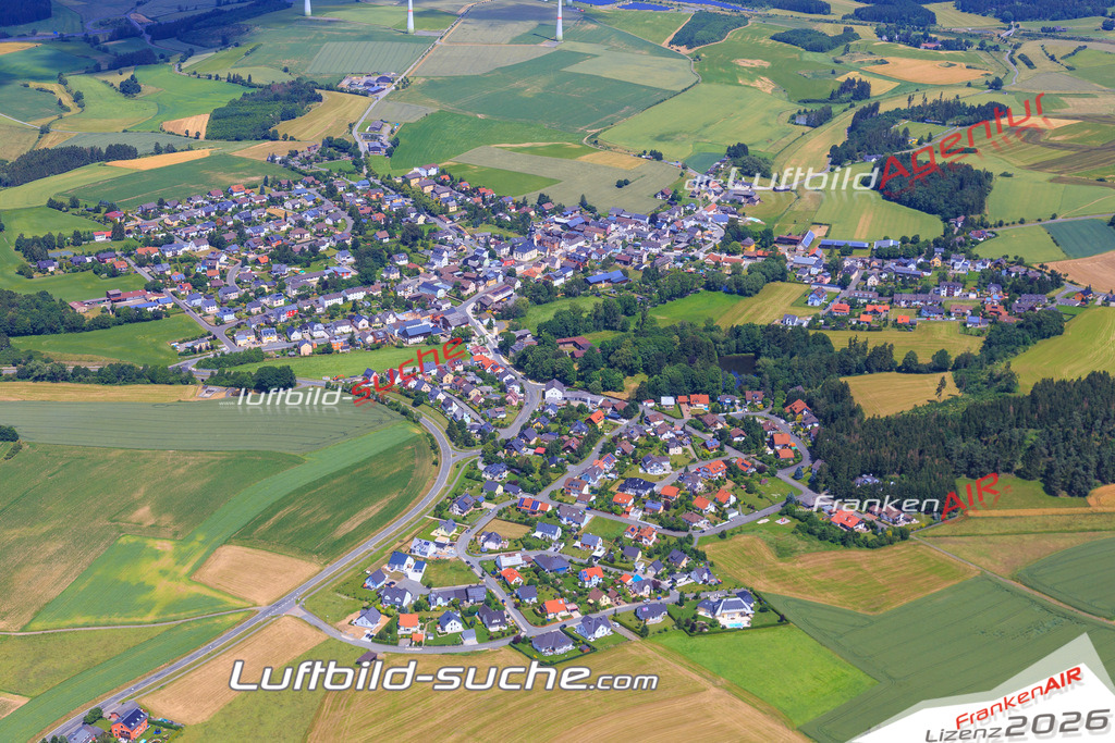 Luftbild von  Trogen - Luftaufnahme wurde 2016 von https://frankenair.de mittels Flugzeug (keine Drohne) erstellt - die Geschenkidee
