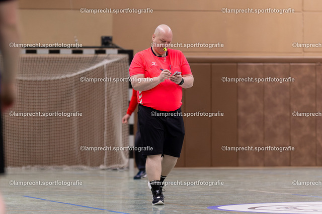 Handball I Herren I Saison 2025-2026 I SHSE Manfred-Frank-Pokal I Viertelfinale I HSG Kalkberg 06 II - HSG Kalkberg 06 150 | Axel Strohschein (Schiedsrichter) - Realisiert mit Pictrs.com