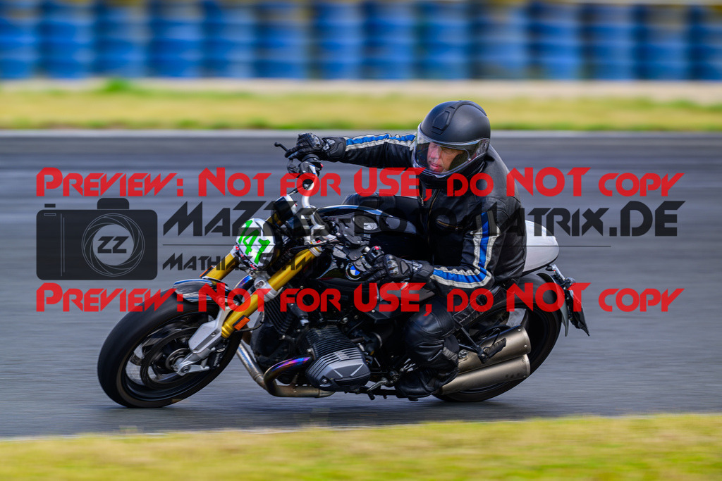 MaZZes_FotoMatrix_240724_6007705_0471 | GRUEN