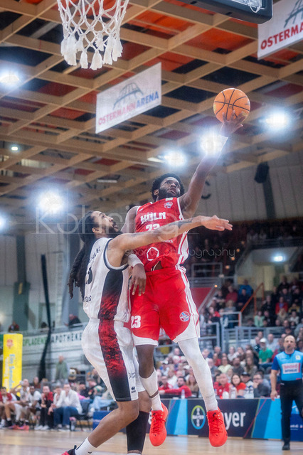 Barmer 2. Basketball Bundesliga ProA: Bayer Giants Leverkusen vs. RheinStars Koeln, 04.04.26 | Leverkusen, 04.04.26 - Michael Jordan Miller (RheinStars Köln, 23) während des Spiels der Barmer 2. Basketball Bundesliga ProA: Bayer Giants Leverkusen vs. RheinStars Koeln in der Ostermann Arena in Leverkusen.
