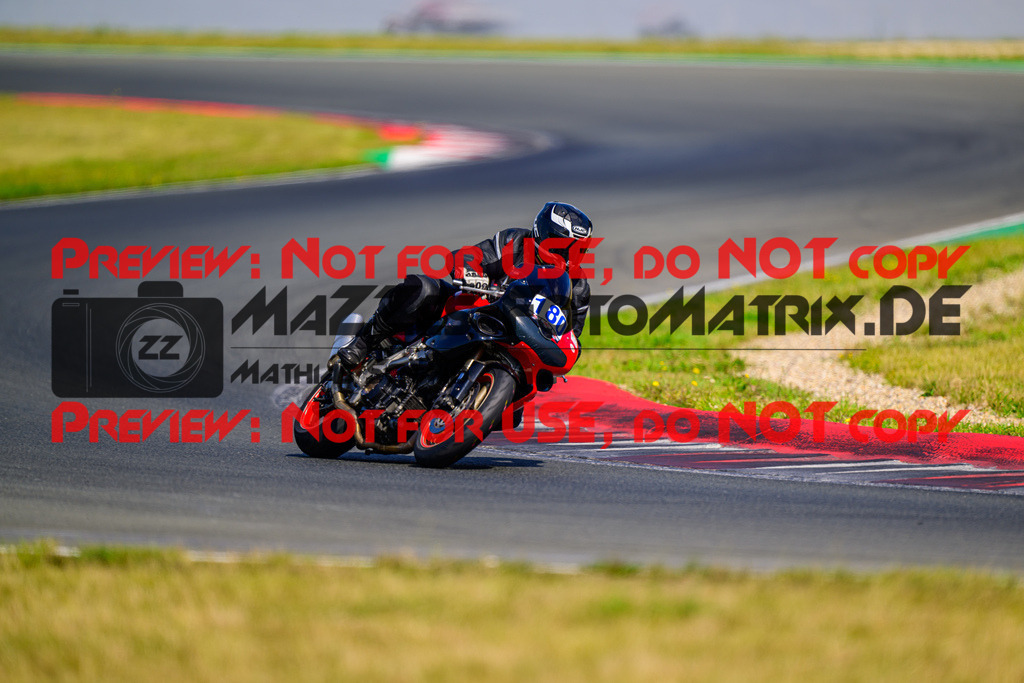 MaZZes_FotoMatrix_240725_6007705_0164 | BLAU