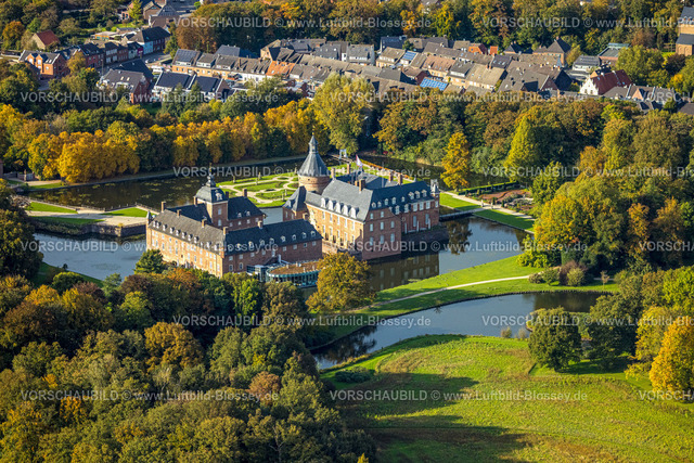 Isselburg241010305 | Luftbild, Schloss Wasserburg Anholt mit Wassergarten, Anholt, Isselburg, Niederrhein, Nordrhein-Westfalen, Deutschland