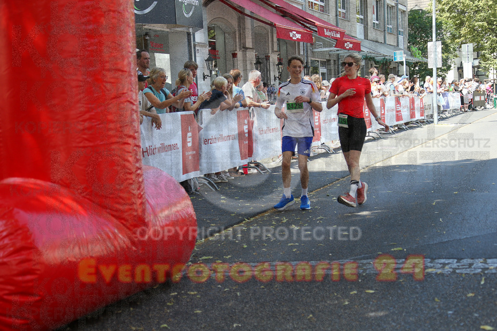 250621_1216_EX1_5463 | Sportfotografie im Rhein-Sieg Kreis, Köln, Bonn, NRW, Rheinland Pfalz, Hessen, etc. Unser Tätigkeitsfeld umfasst den Laufsport vom Volkslauf über den Marathon, Duathlon, Triathon bis zum Ultralauf wie Kölnpfad Ultra oder Schindertrail.