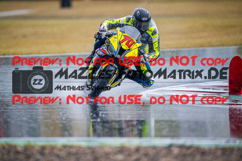 MaZZes_FotoMatrix_220624_4842 | TWINCUP