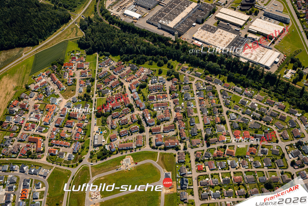 Das Luftbild zeigt :  Pfullendorf - Die Luftaufnahme wurde 2024 vom UL-Flugzeug aus erstellt ( keine Drohne ) - Hochauflösende Luftaufnahme - Für grossformatige Ausdrucke geeignet. Die Geschenkidee !Mit Lizenz und Bildrechte bestellbar