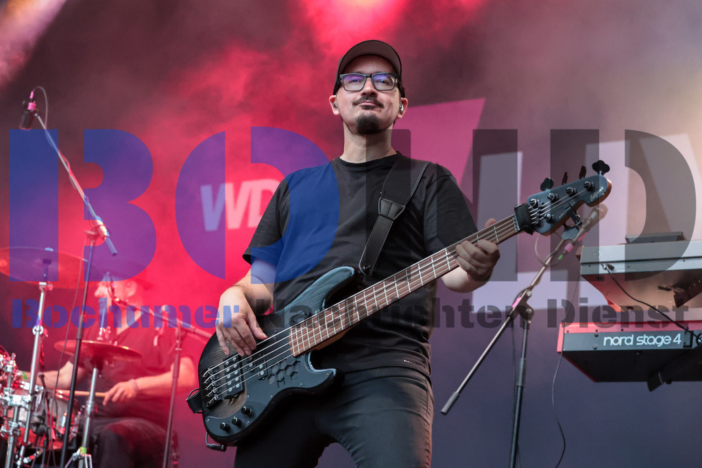 SES_BTLAER20250704-33 | bond - Realisiert mit Pictrs.com