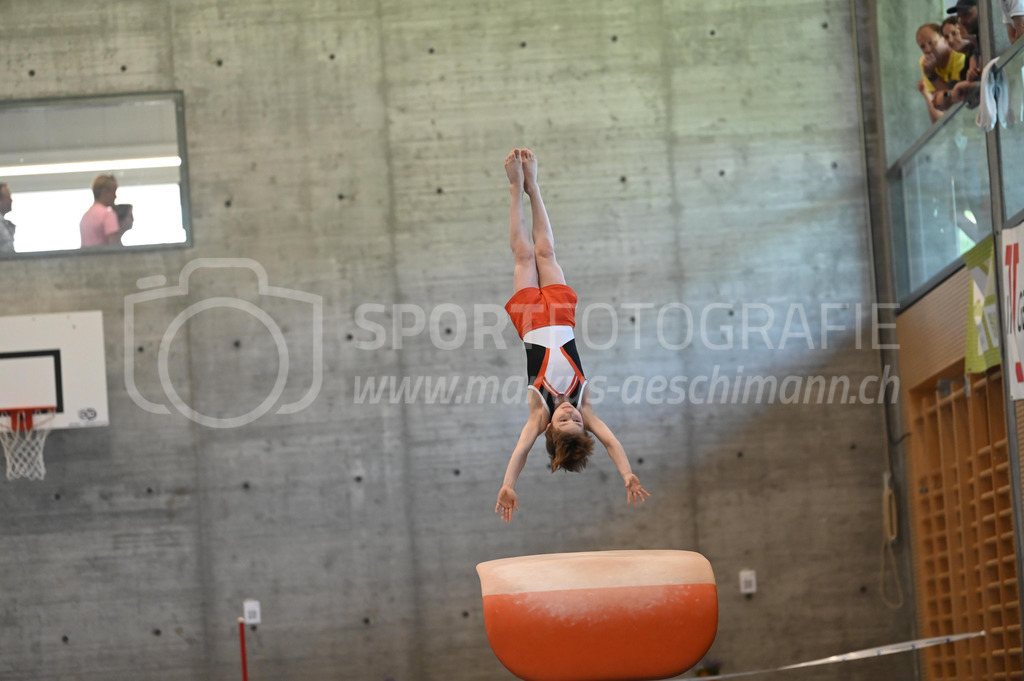 104. Zürcher Kunstturnertage Neftenbach - 14. May 2022 | 104. Zürcher Kunstturnertage Neftenbach
Turnhalle Ebni, Neftenbach
Programm 3/4 (P3/P4)
Bild: Sportfotografie Markus Aeschimann | www.markus-aeschimann.ch - Realisiert mit Pictrs.com