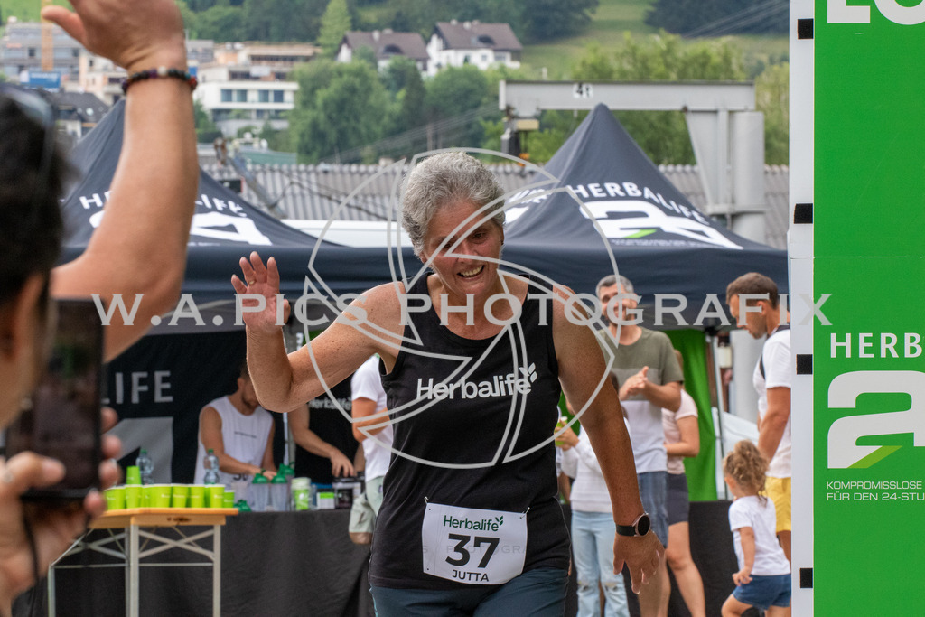..... | AUSTRIA, 17.08.24, Gmunden, HERBALIFE 5K Gmunden , Image shows: Photo: WAPICS / Andreas Willdoner