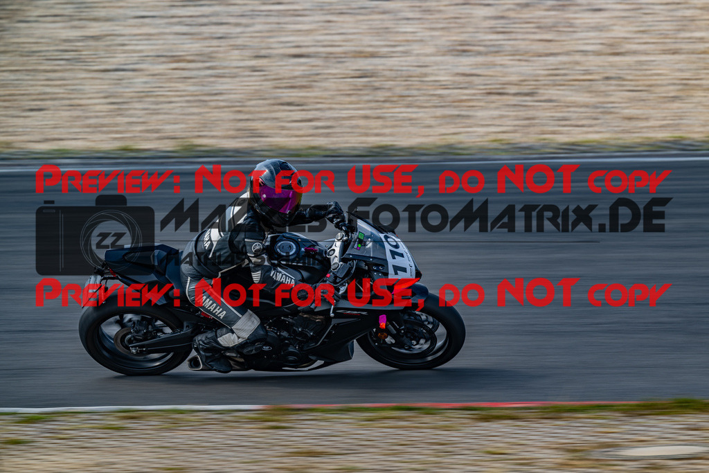 MaZZes_FotoMatrix_230719_9919 | GRUEN