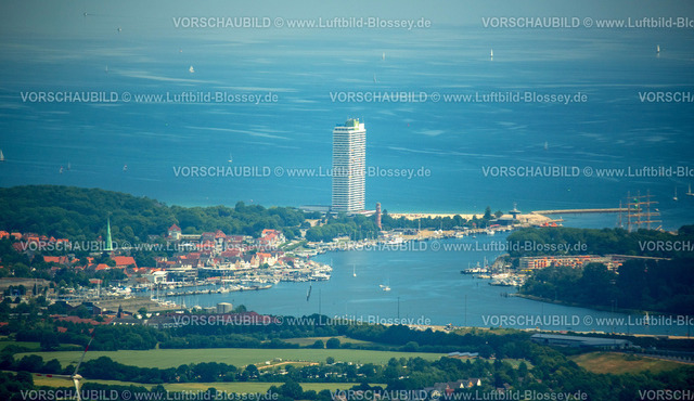 Luebeck15069259Travemuende | Mündung der Trave und Hotel Maritim, Hochhaus und Wahrzeichen von Travemünde, Travemünde,  Lübeck, Lübecker Bucht, Hansestadt, Schleswig-Holstein, Deutschland