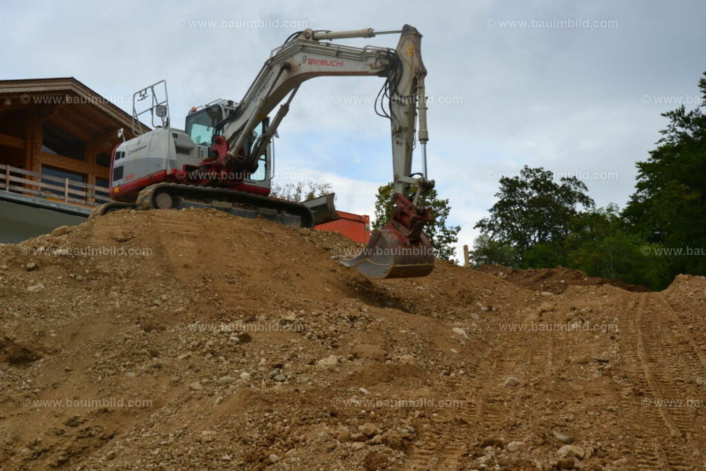 bib-lg02-erdarbeiten-0072 | Nach LV-Leistungsgruppen sortierte Detailfotos über den Bau eines Hauses. Alle Hausbau-Bilder direkt vom Urheber und Autor der Website Haus-Selber-Bauen.com