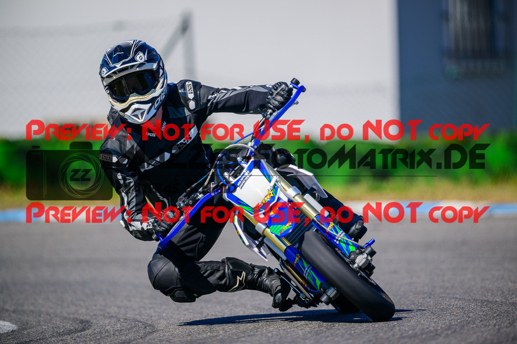 MaZZes_Fotomatrix_20250404_6007705_8874 | Fotograf Mathias Schmid
Sportfotograf,
Eventfotograf,
Hochzeitsfotograf,
Portraitfotograf